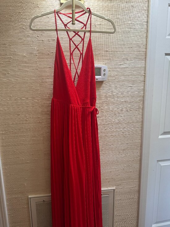 Soieblu Dresses & Skirts - Soieblu Red Pleated Maxi Dress Criss Cross Open Back Tie Waist Size S